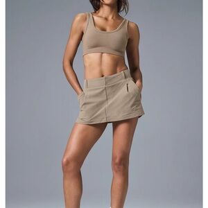 ALO Yoga Women's Khaki Tan Active Skort